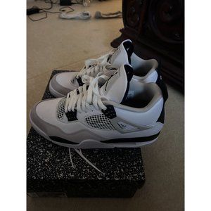 Jordan Retro 4 Military Black Sz 10.5
